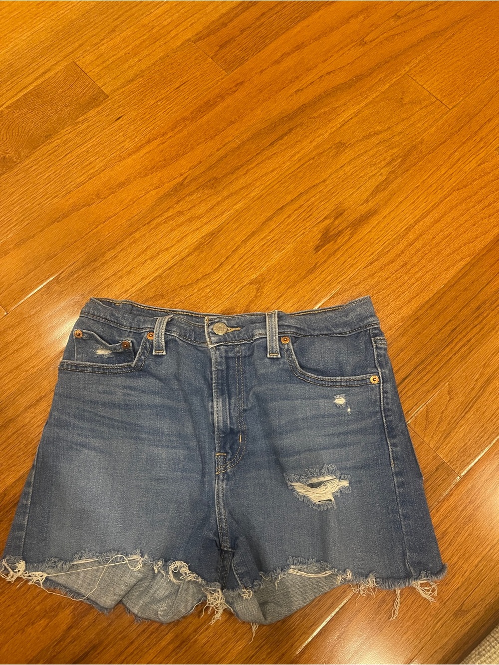 Levi's Women's Denim Stretch Jean High Rise Distressed Cut-Off Shorts Size 29